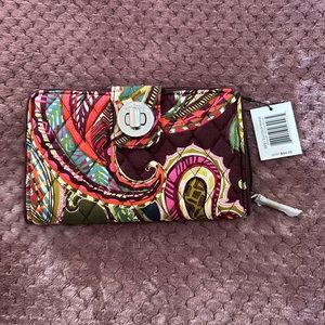 Vera Bradley RFID Turnlock Wallet